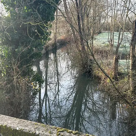 L'escale Bleue Charme Au Marais Poitevin בית נופש *